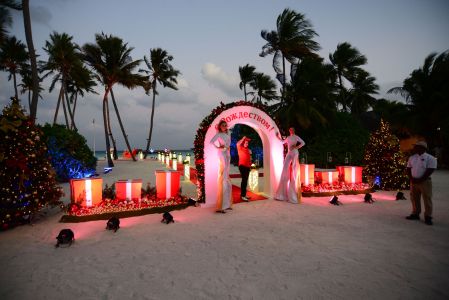 Reethi Rah beach entertainment xmas