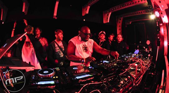 Carl Cox Hms Bestival