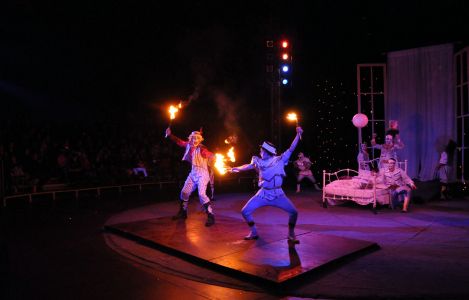circus battle with fire