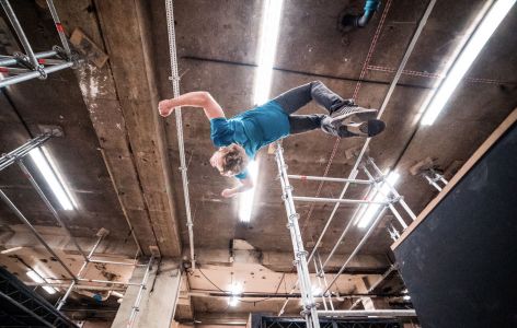 parkour display team