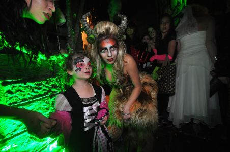 Tv Star Jonathan Ross Halloween Party